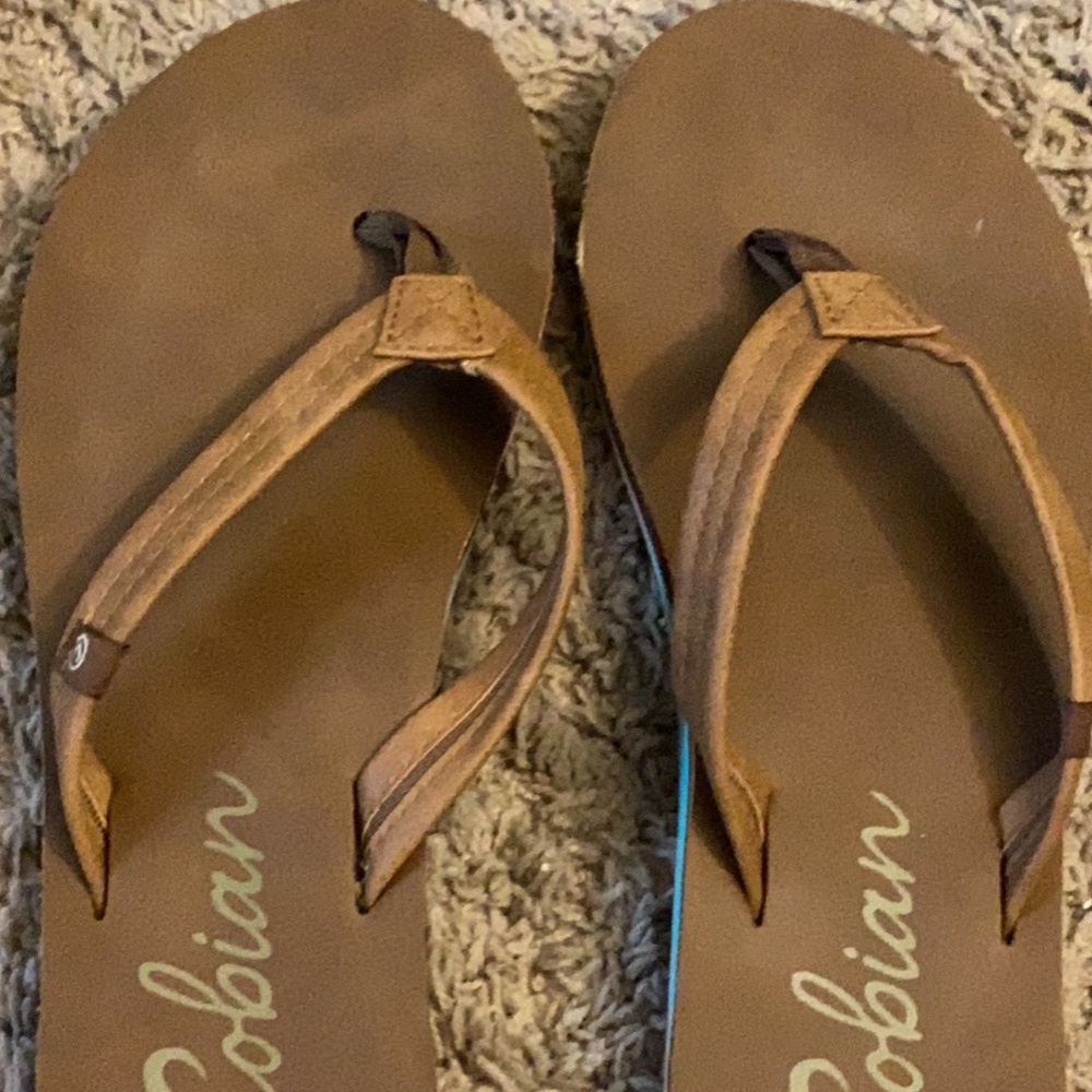Women’s Cobian flip flops. Like new size 6